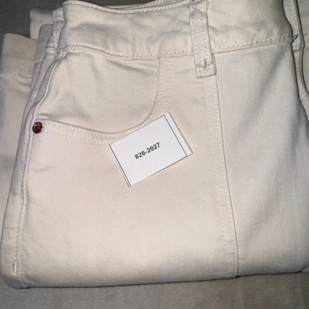 DL1961 Marianna Hewitt Hepburn High Rise Wide Leg Jeans Eggshell White 28